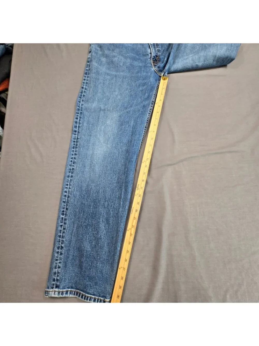 Levis 550 Mens Relaxed Fit Jeans W38 L32 Straight Leg Blue Denim